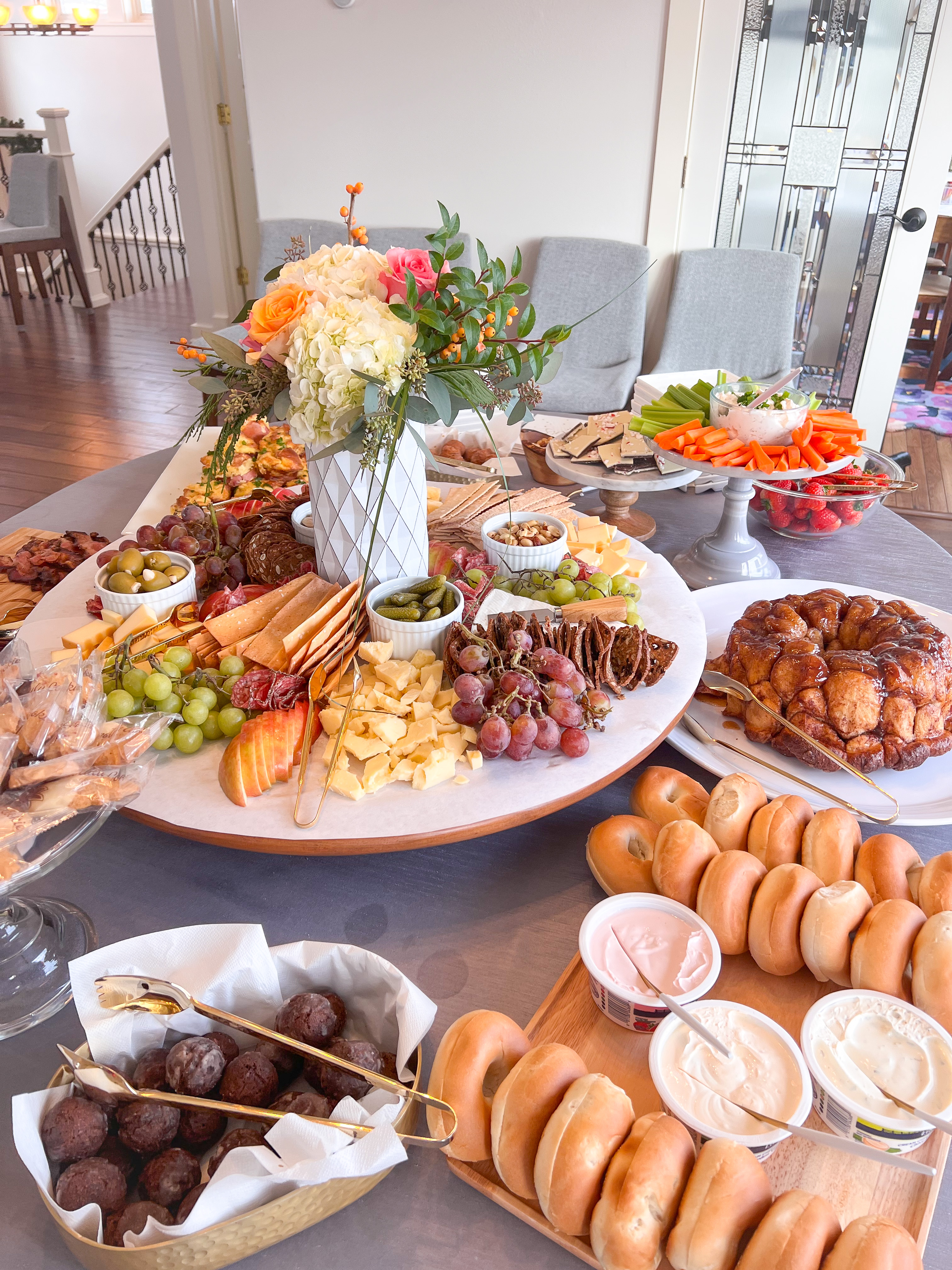 How to Throw a Fun & Casual Brunch Party! • Sunday Table